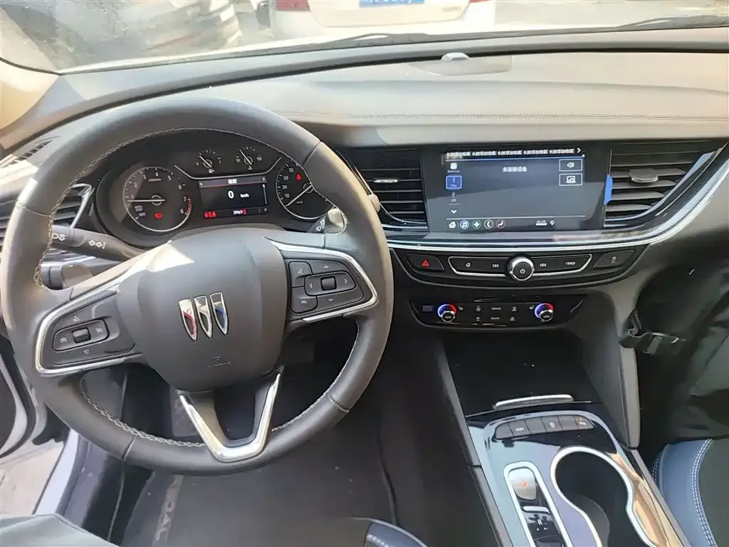Buick Regal — фото 10