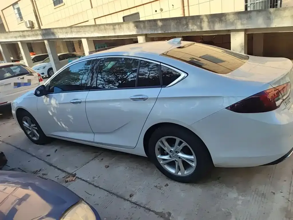 Buick Regal — фото 5