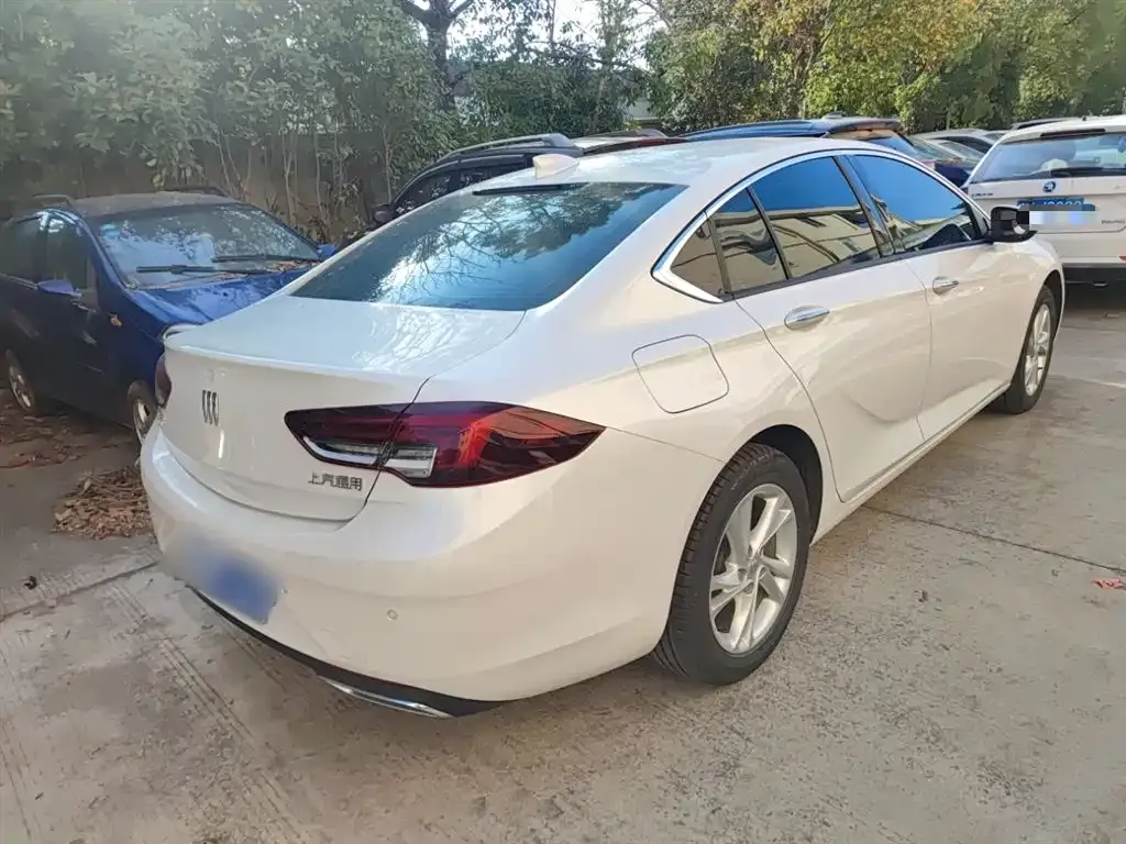 Buick Regal — фото 7