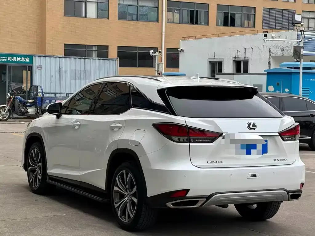 Lexus RX — фото 3