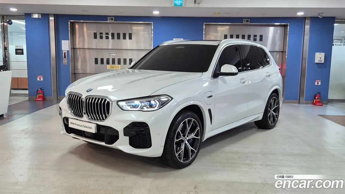 BMW X5 — фото 1