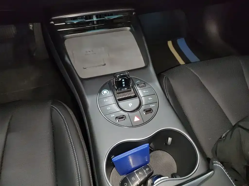 BYD Seal — фото 6