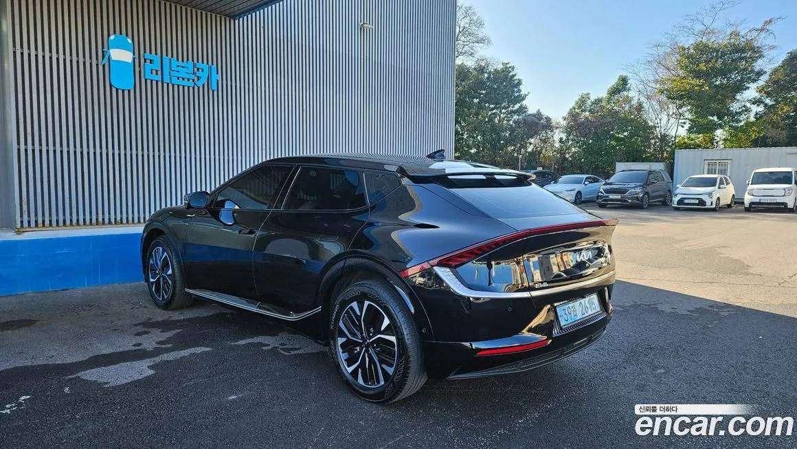 Kia EV6 — фото 6