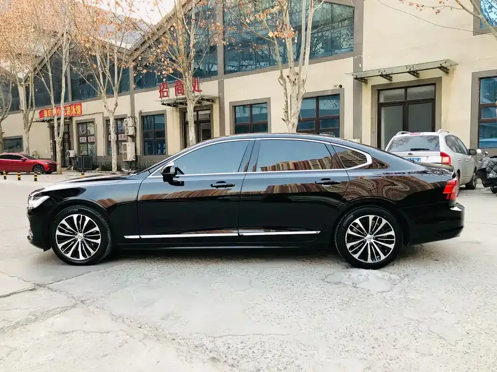 Volvo S90 — фото 4