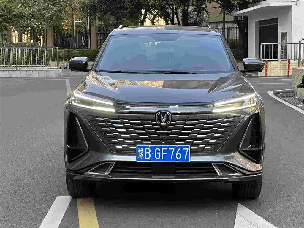 Changan CS75PLUS — фото 7
