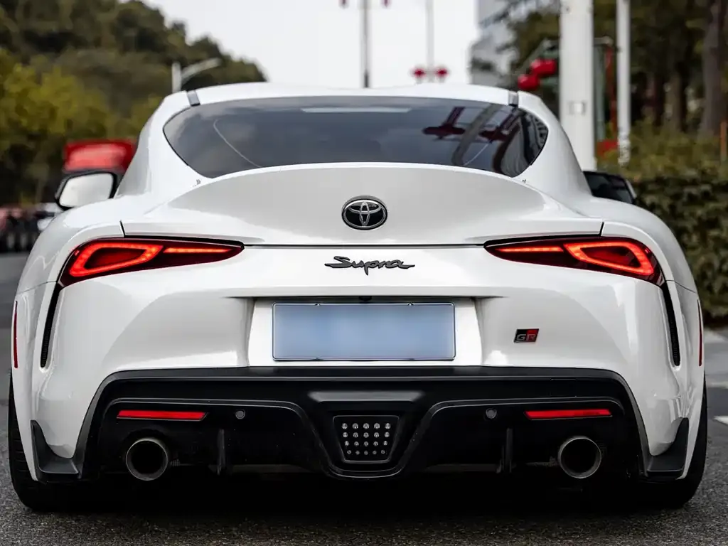 Toyota Supra — фото 3