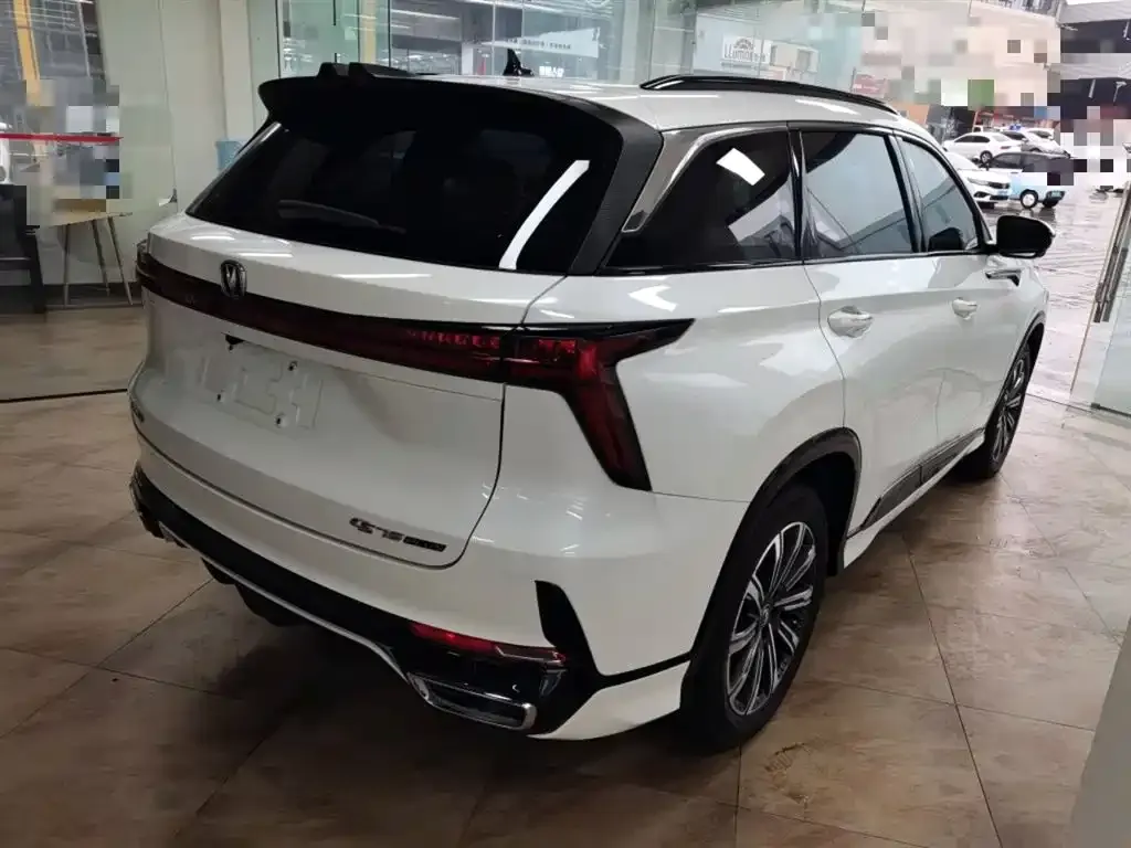 Changan CS75PLUS — фото 7
