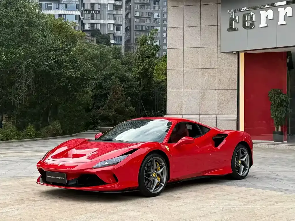 Ferrari F8 — фото 1