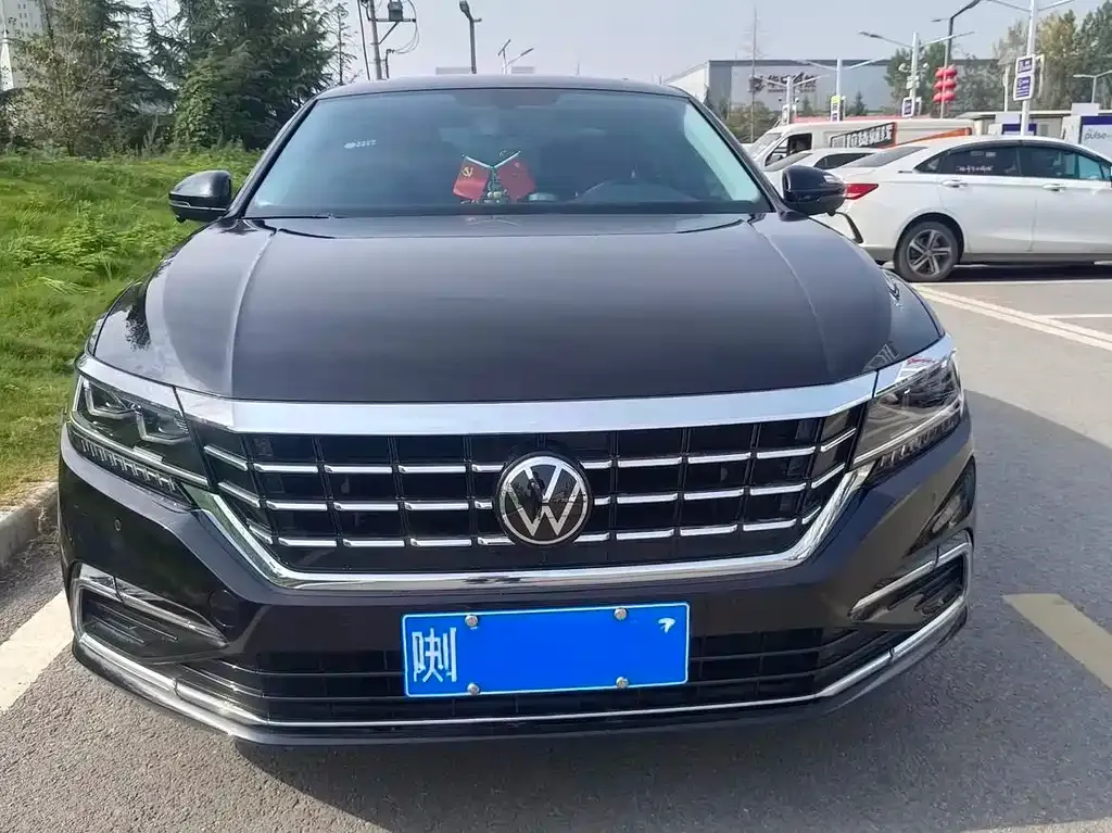 Volkswagen Passat — фото 2