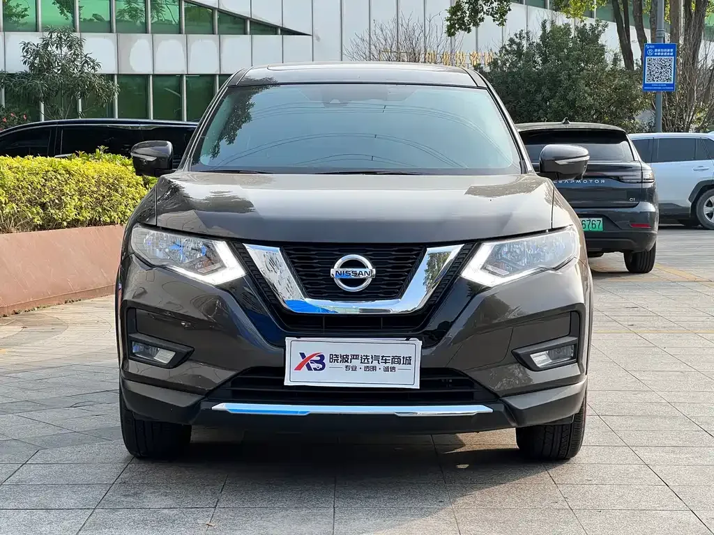 Nissan X-Trail — фото 4