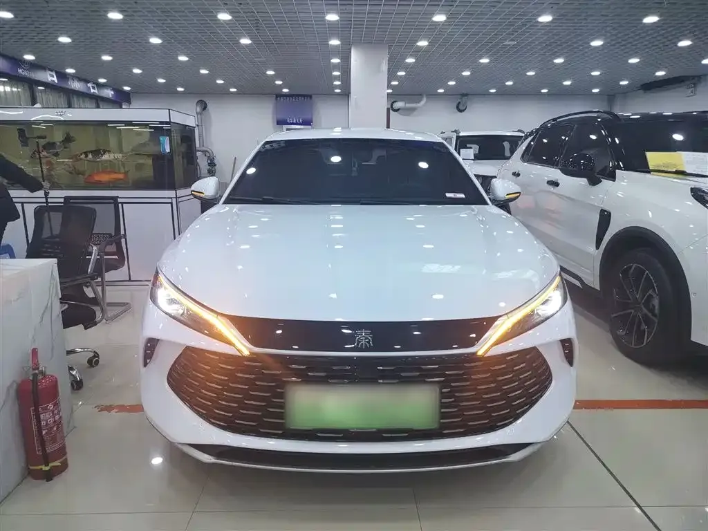 BYD Qin L — фото 7