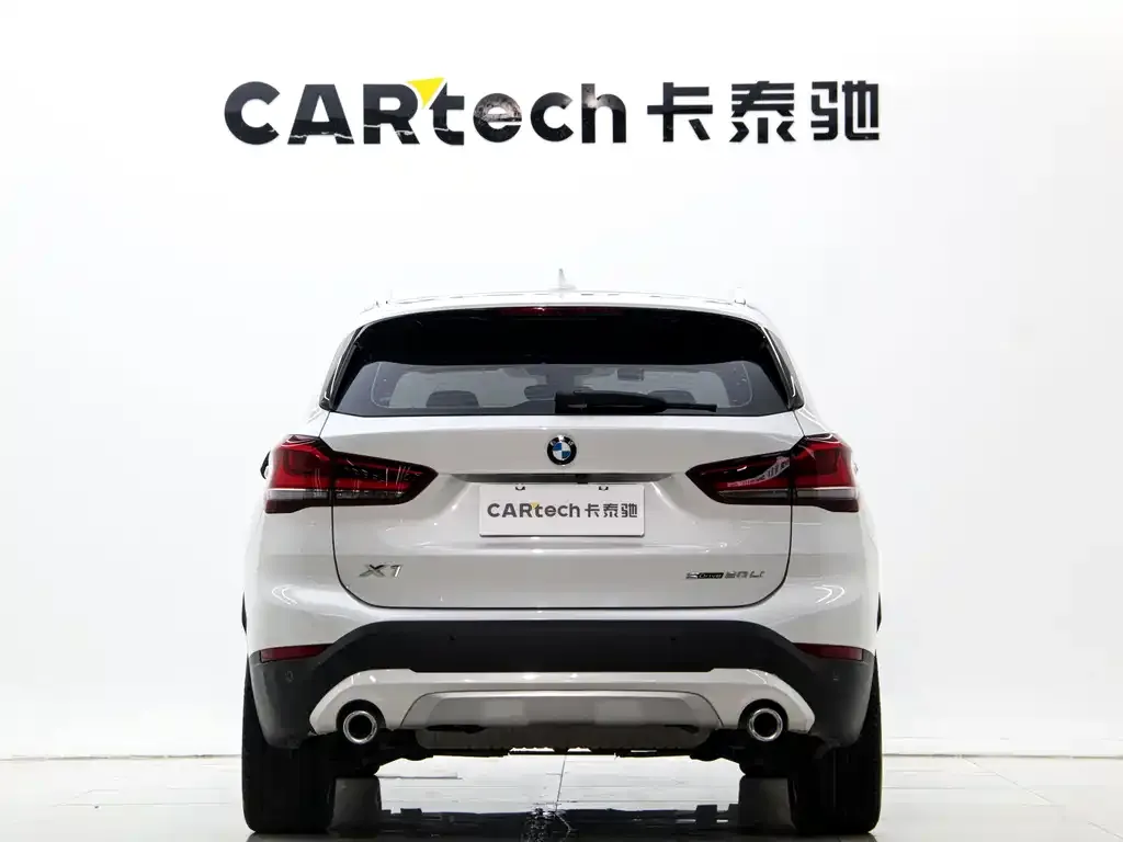 BMW X1 — фото 8