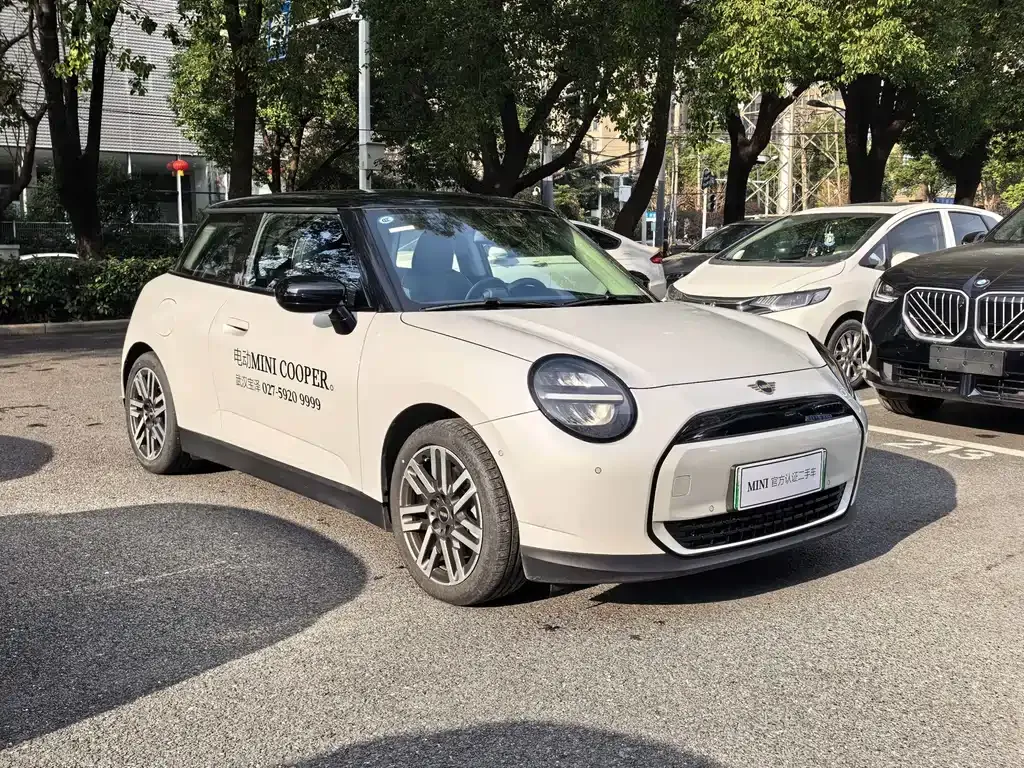 MINI Cooper EV — фото 10