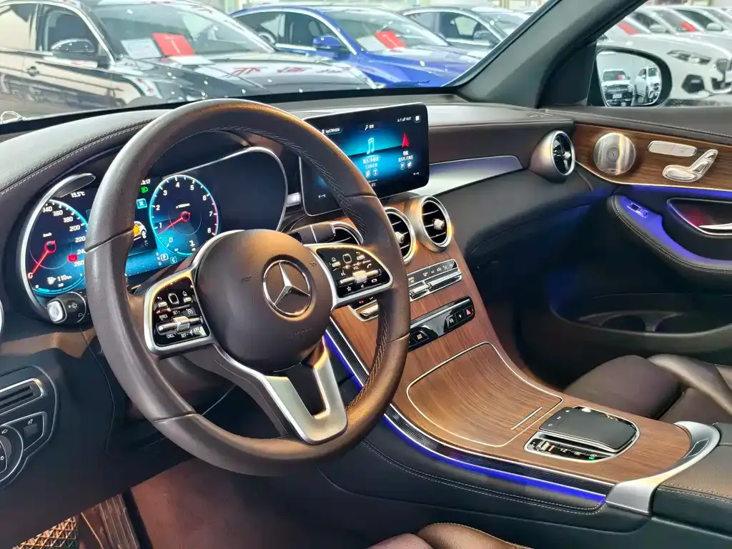 Mercedes-Benz GLC — фото 4