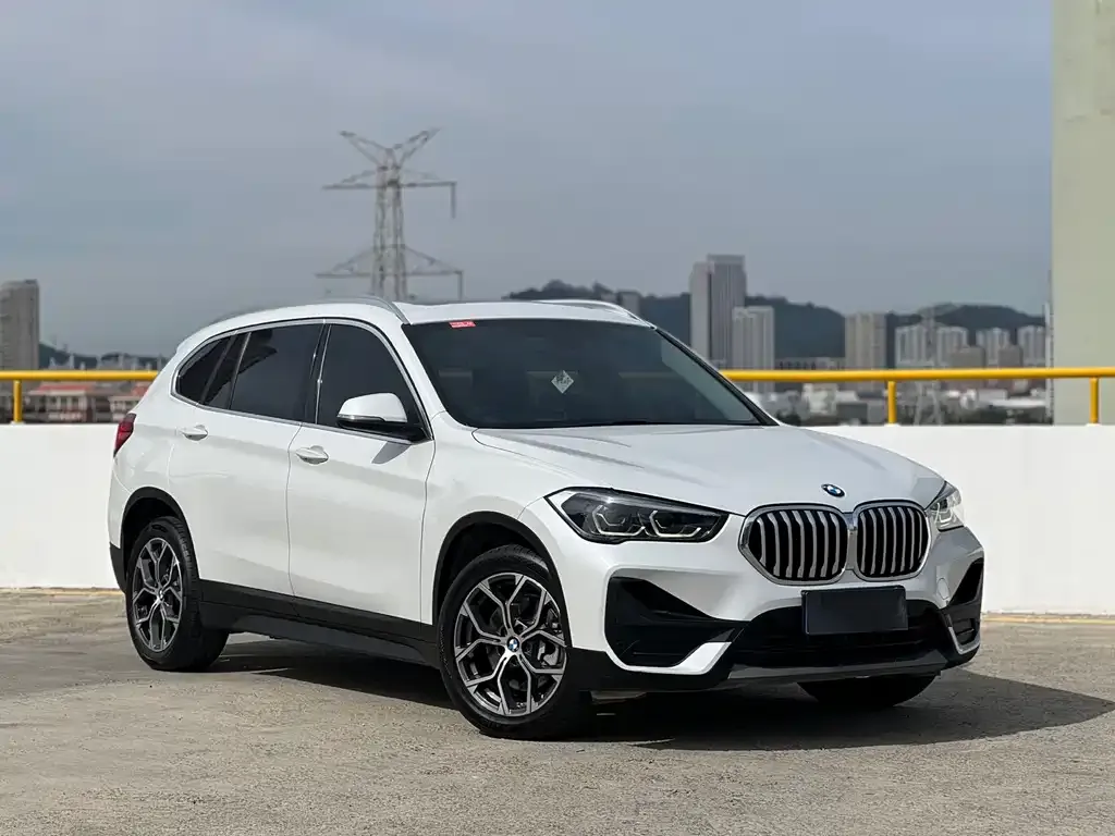 BMW X1 — фото 3