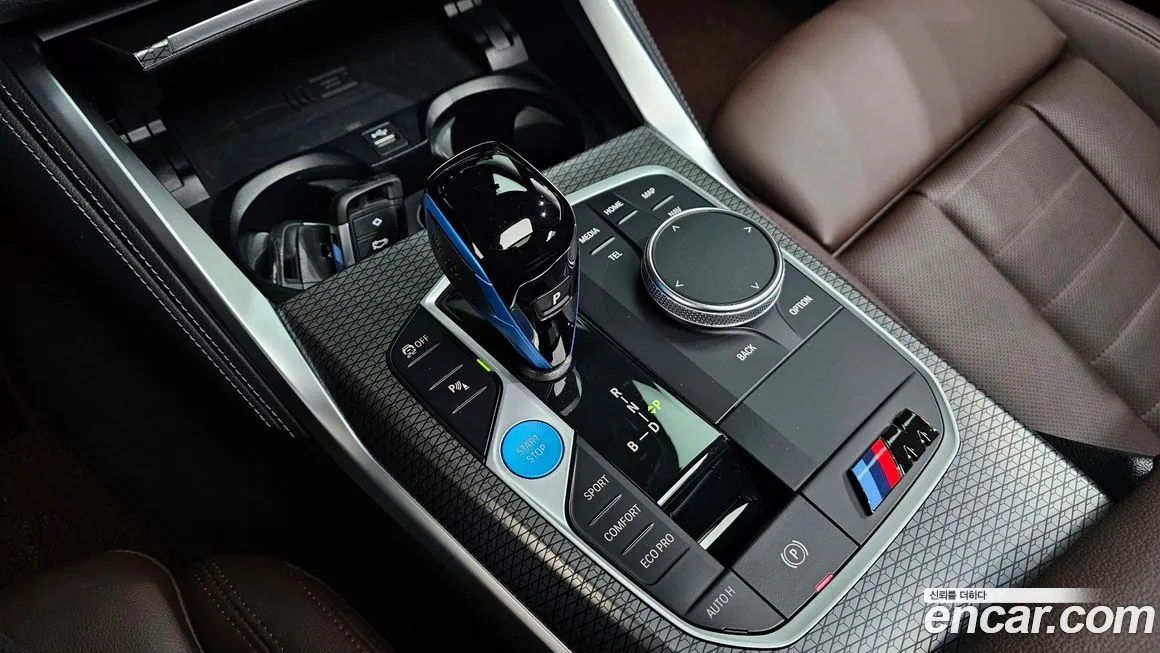 BMW i4 — фото 9