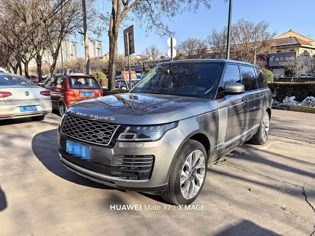 Land Rover Range Rover — фото 1