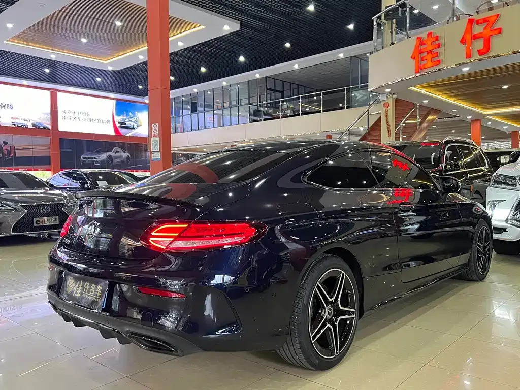 Mercedes-Benz C-Class (Import) — фото 2