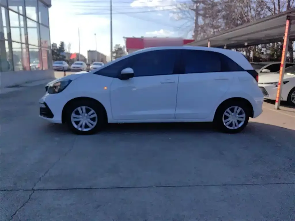 Honda Fit — фото 2
