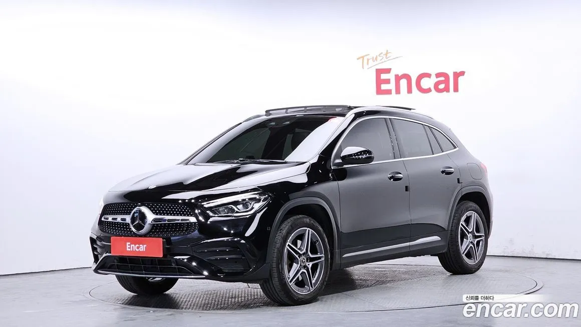 Mercedes-Benz GLA-Class — фото 1