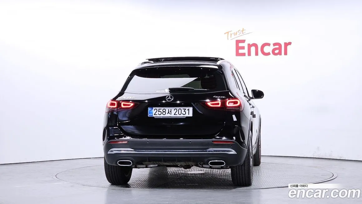 Mercedes-Benz GLA-Class — фото 4