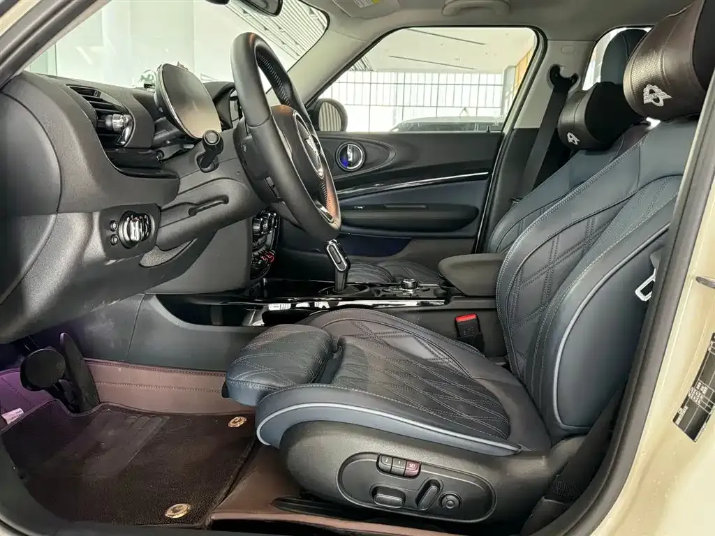MINI Clubman — фото 7