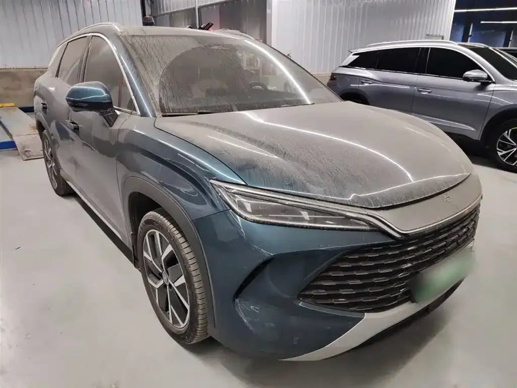 BYD L DM-i — фото 4
