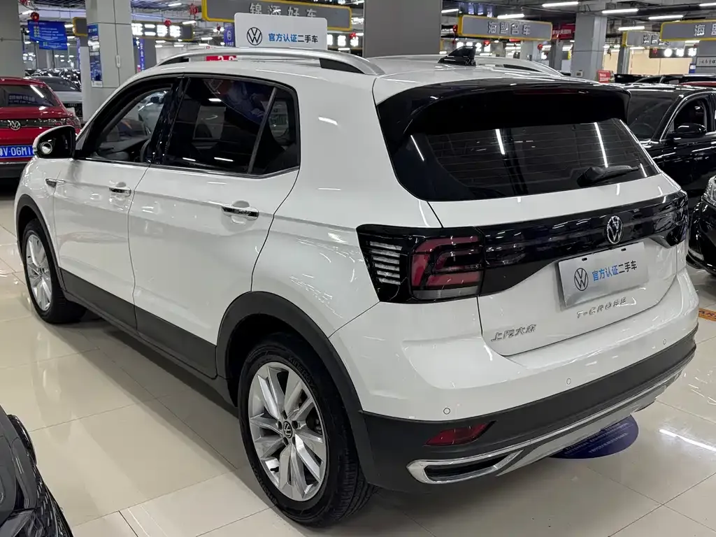 Volkswagen T-Cross — фото 6