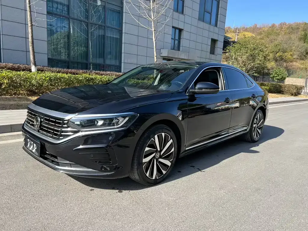 Volkswagen Passat — фото 9