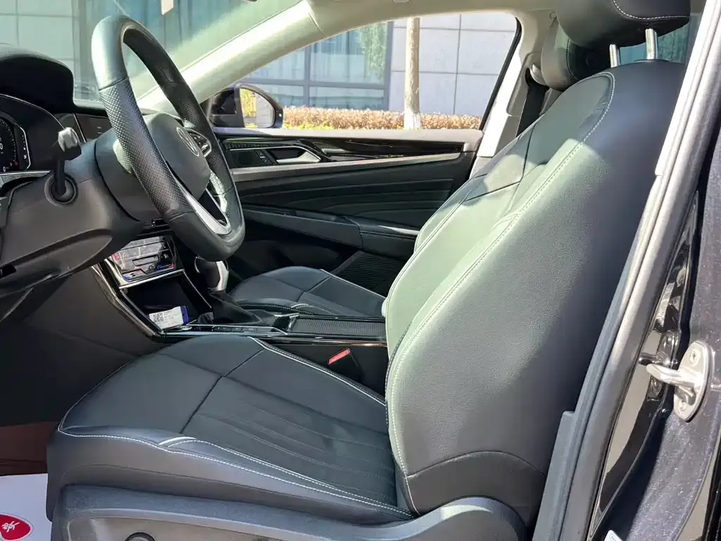 Volkswagen Passat — фото 4