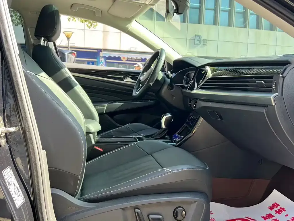 Volkswagen Passat — фото 2
