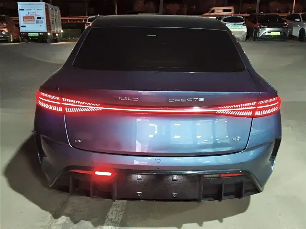 BYD Seal — фото 6