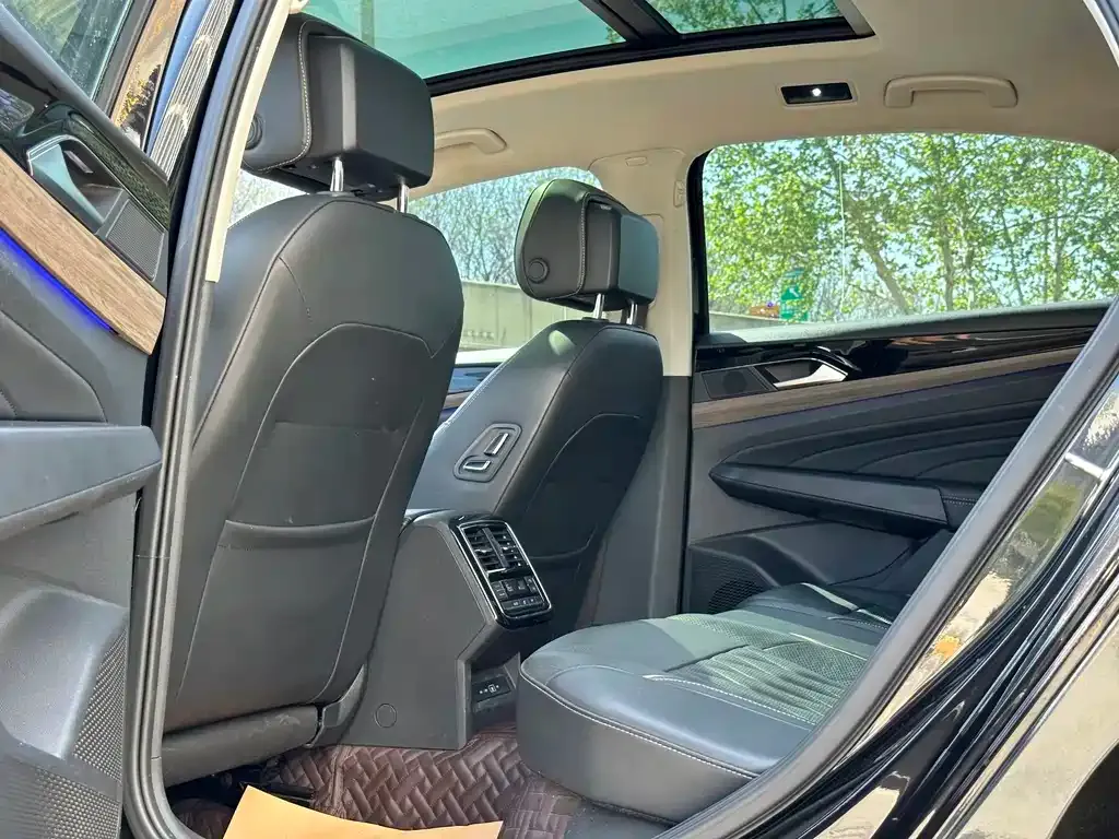 Volkswagen Passat — фото 4