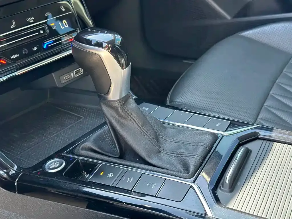 Volkswagen Passat — фото 7
