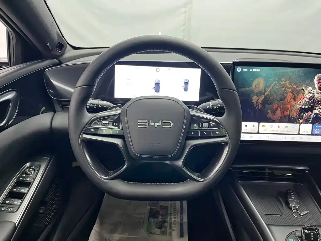 BYD Seal — фото 7