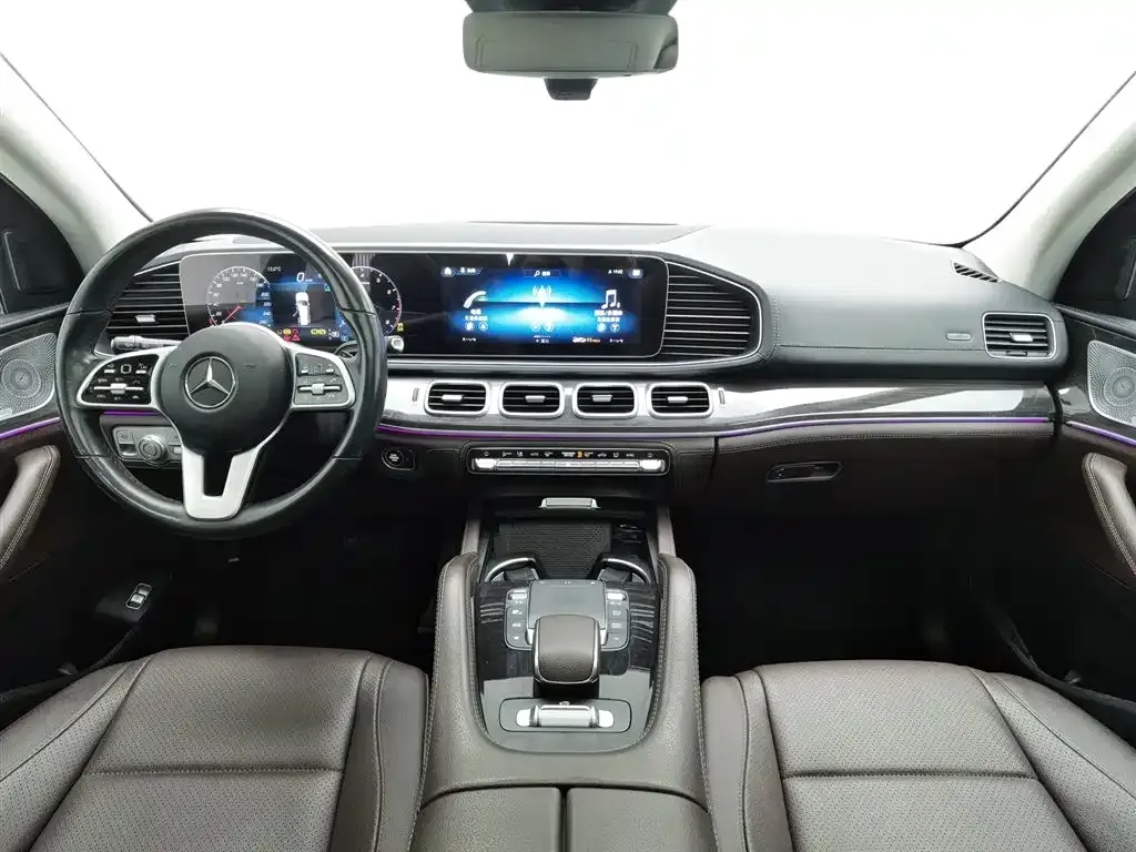 Mercedes-Benz GLS — фото 4