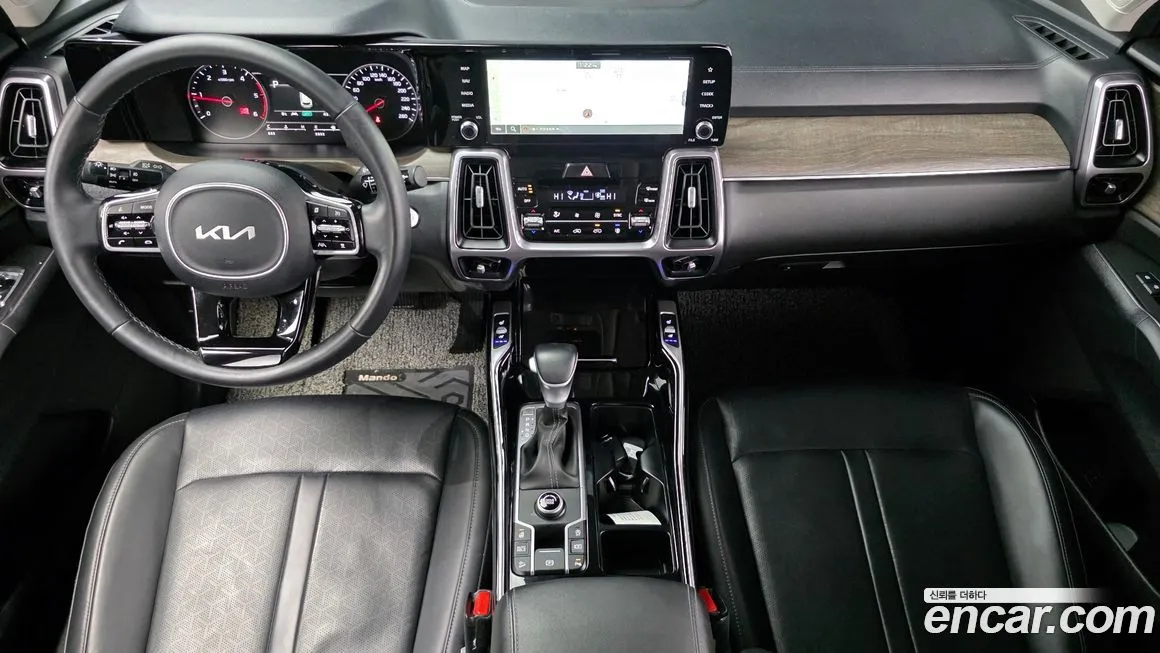 Kia Sorento — фото 9