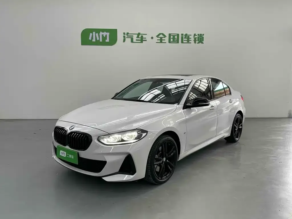 BMW 1 Series — фото 1