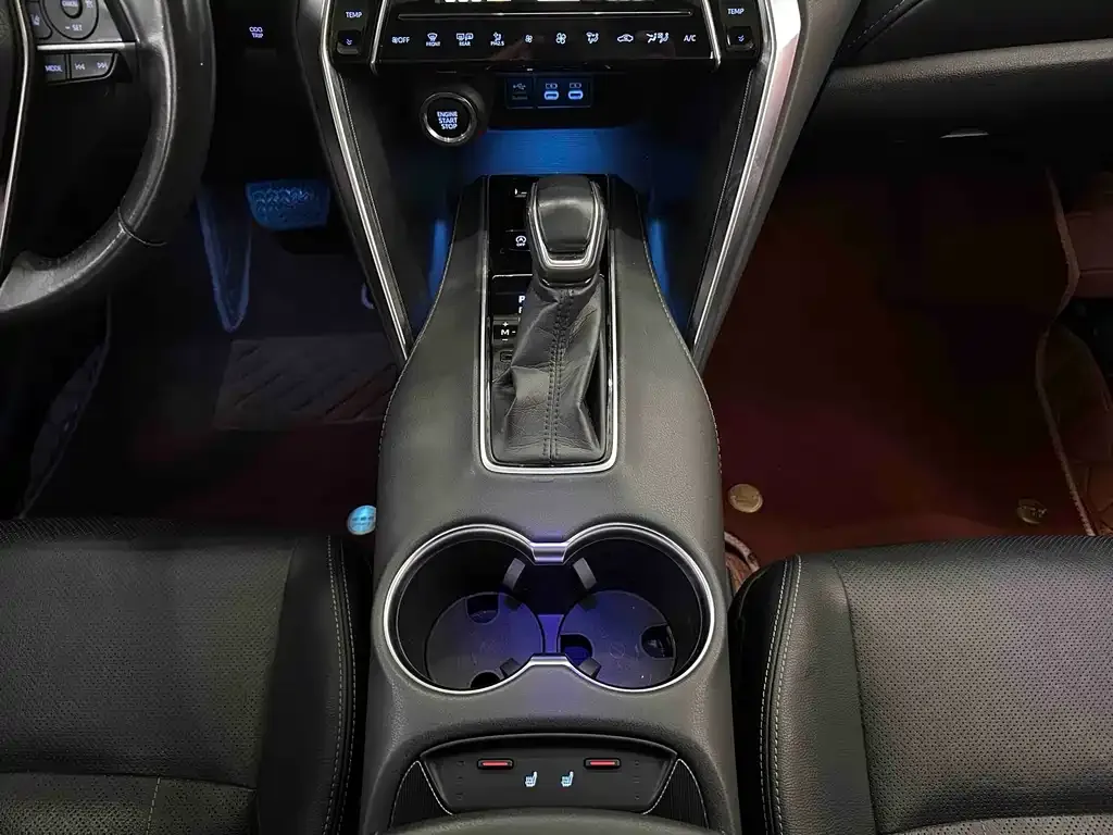 Toyota Harrier — фото 10