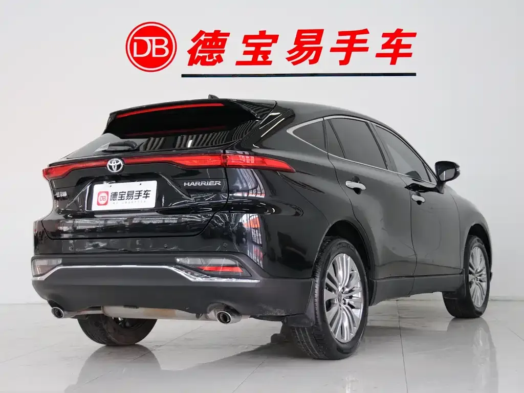 Toyota Harrier — фото 3