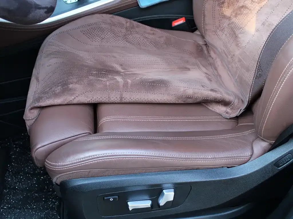 BMW X5 (Import) — фото 3
