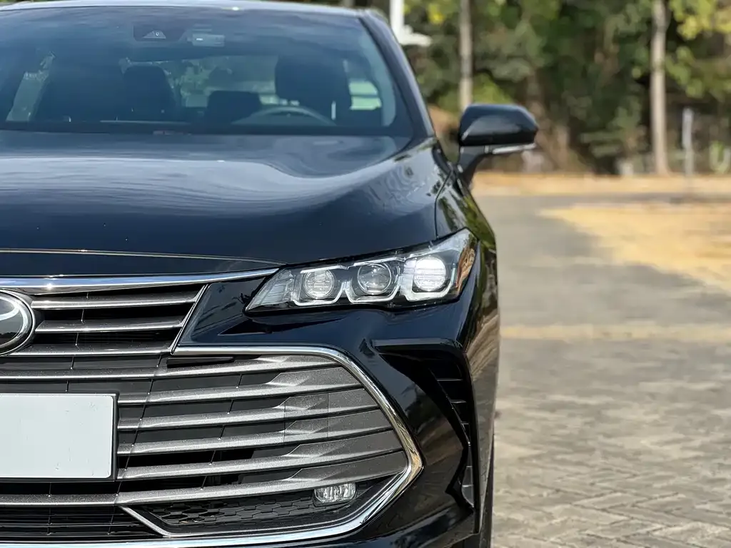 Toyota Avalon — фото 3