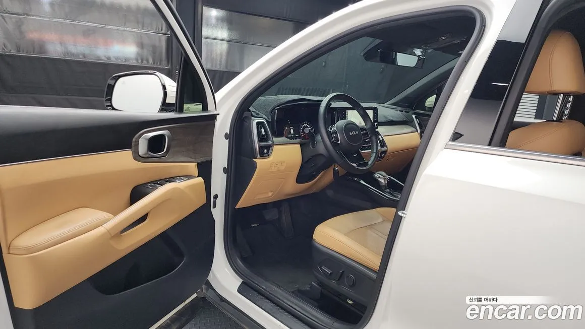 Kia Sorento — фото 10