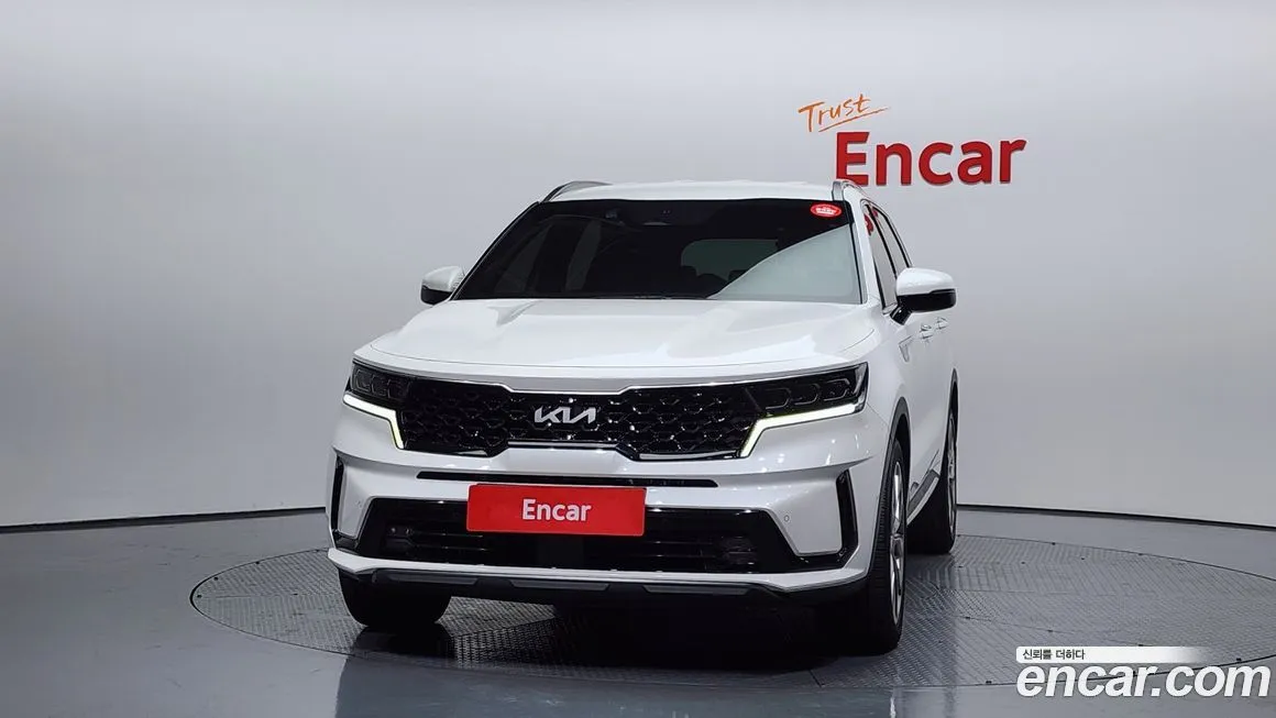 Kia Sorento — фото 8