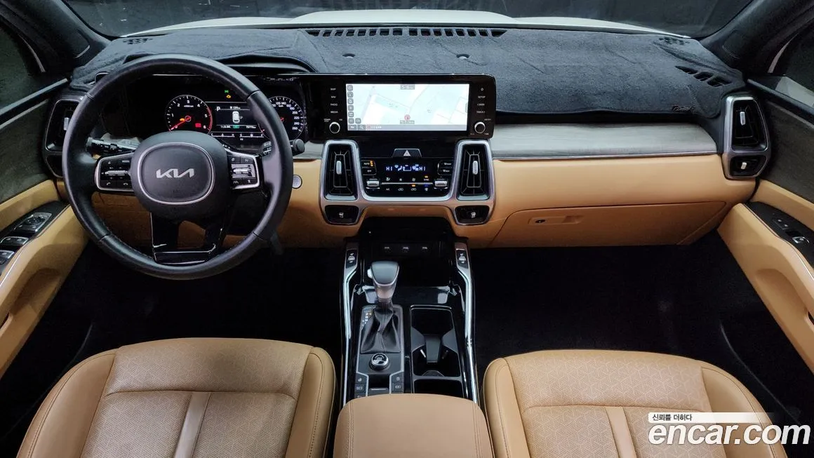 Kia Sorento — фото 6