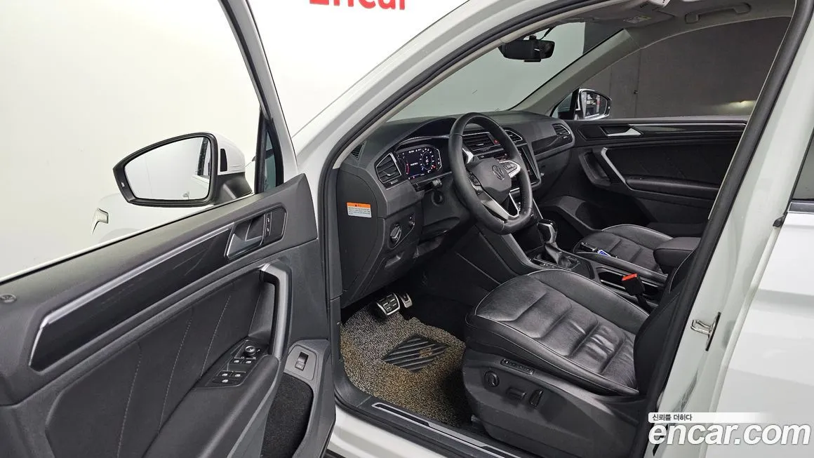Volkswagen Tiguan — фото 3