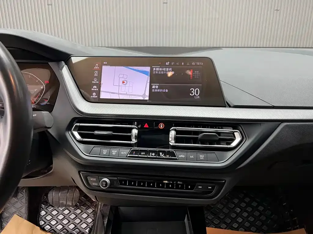 BMW 2 Series (Import) — фото 2