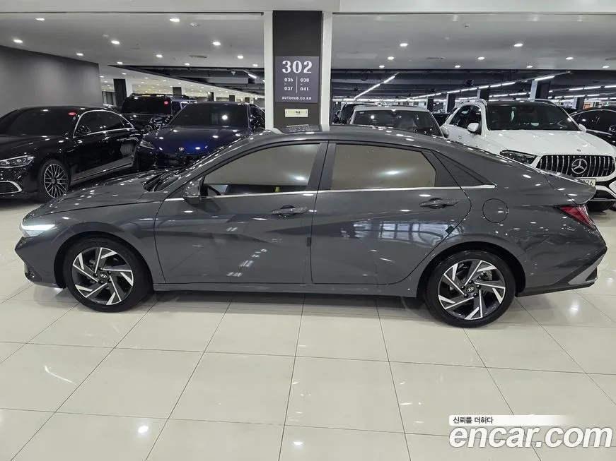 Hyundai AVANTE — фото 2