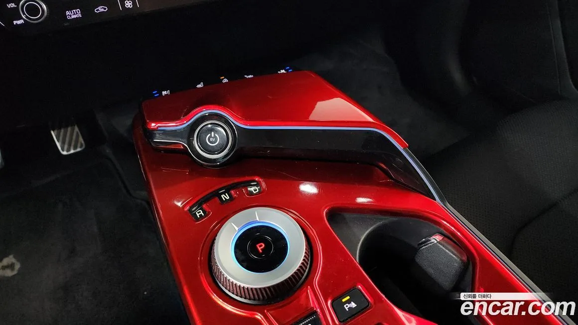 Kia EV6 — фото 9