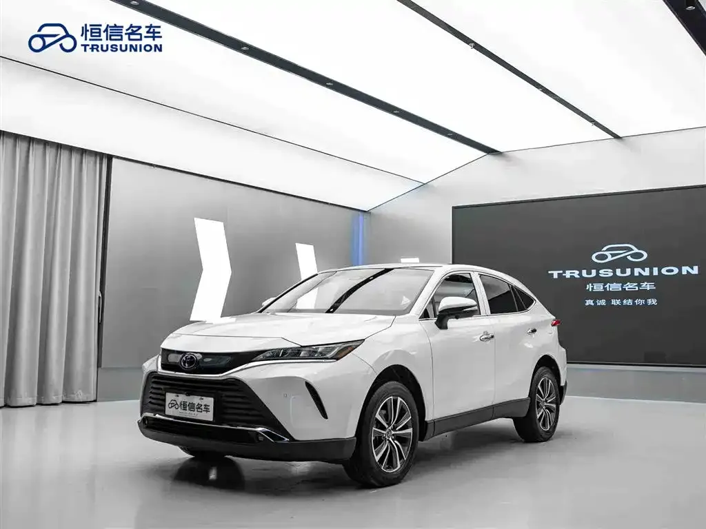 Toyota Harrier — фото 4